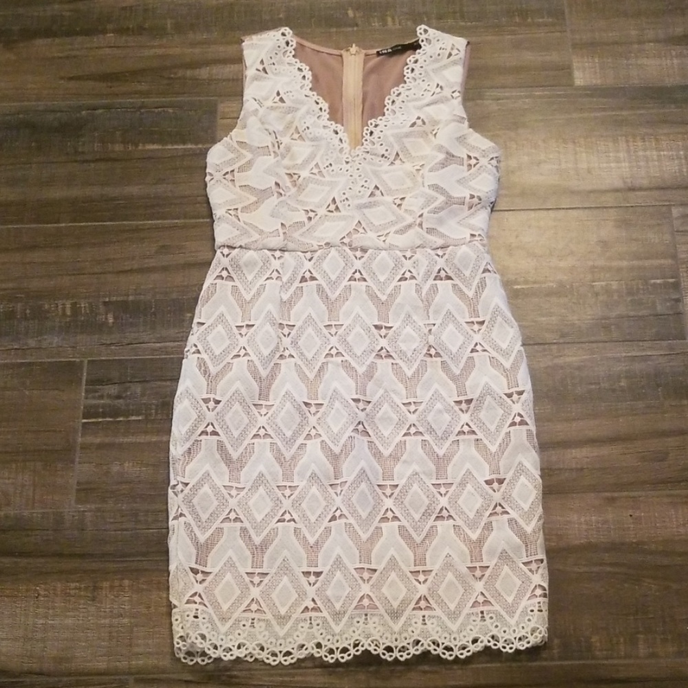 INA special occasion dress